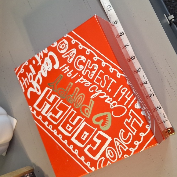 Coach Poppy Box - Picture 11 of 12